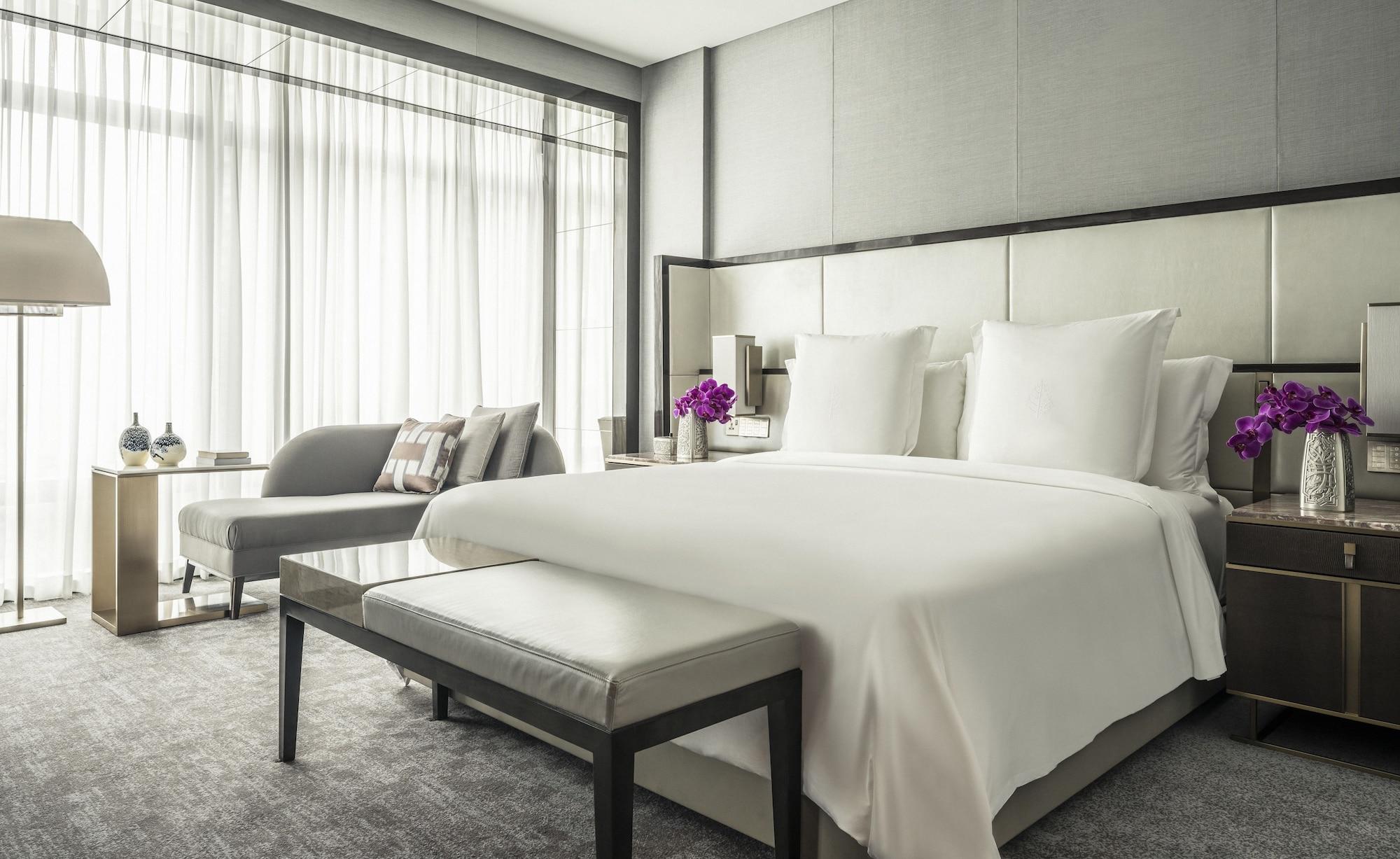 Hotel Four Seasons 5*