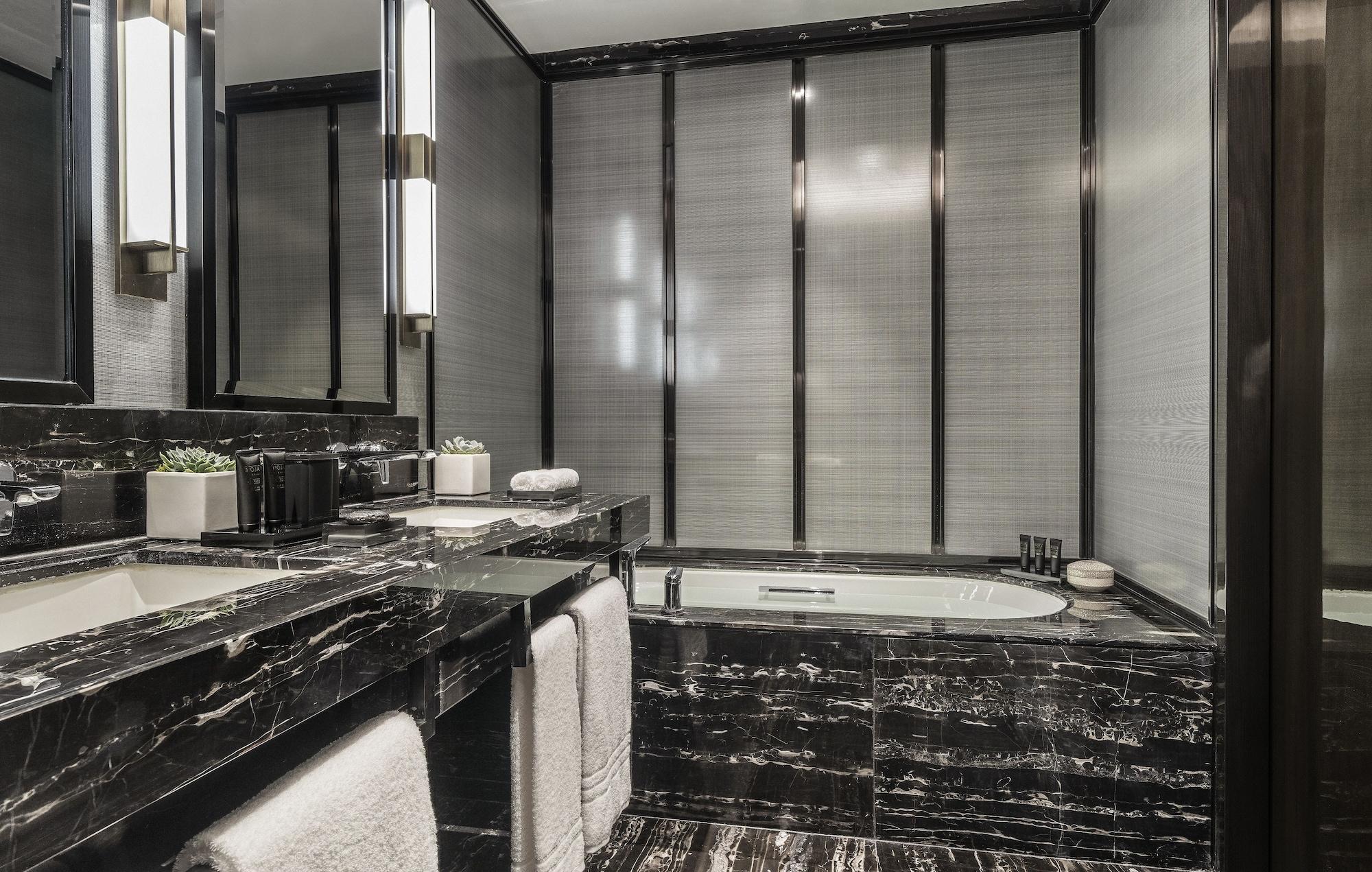 Four Seasons 5* Kuala Lumpur