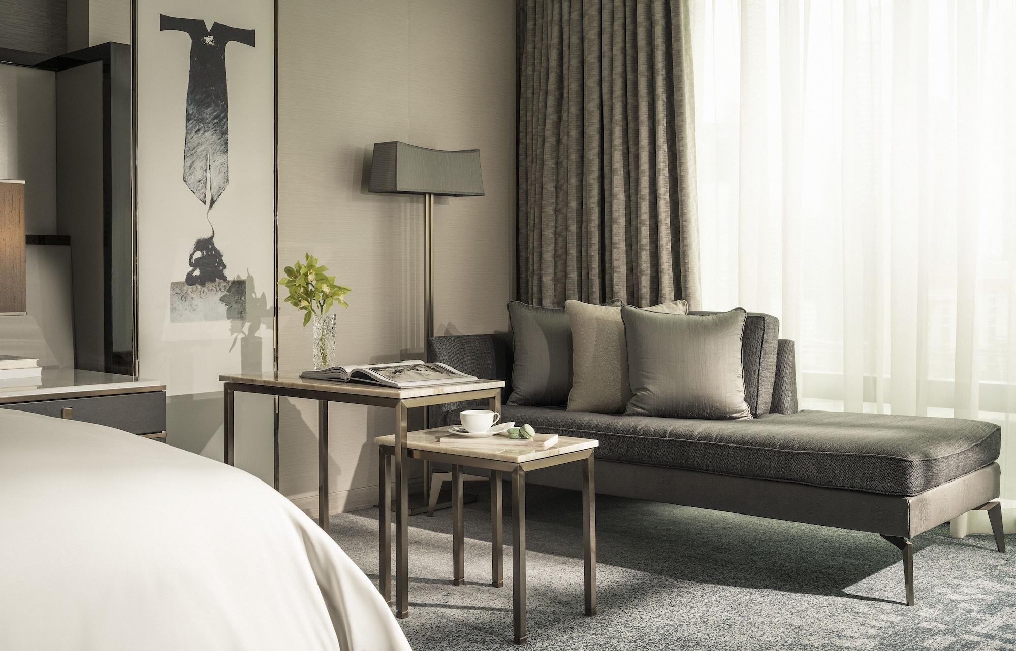 Four Seasons 5*